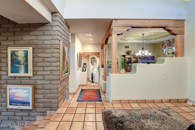 6080 N Paseo Valdear, Tucson, AZ 85750