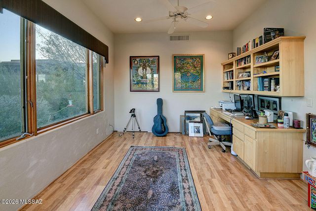 6080 N Paseo Valdear, Tucson, AZ 85750