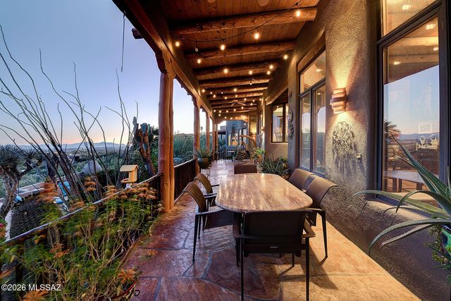 6080 N Paseo Valdear, Tucson, AZ 85750