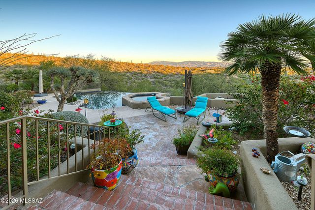 6080 N Paseo Valdear, Tucson, AZ 85750