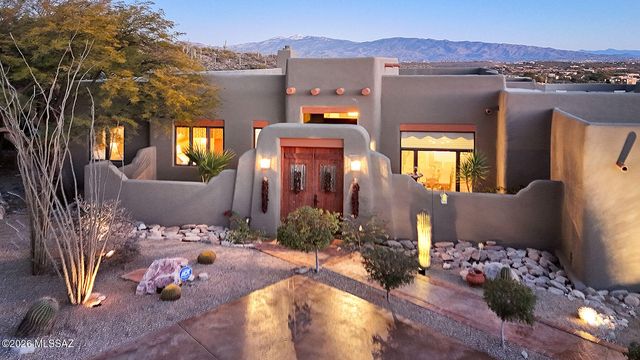 6080 N Paseo Valdear, Tucson, AZ 85750