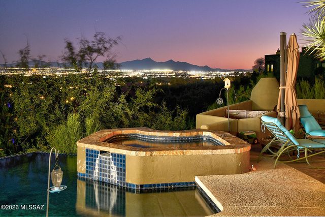 6080 N Paseo Valdear, Tucson, AZ 85750