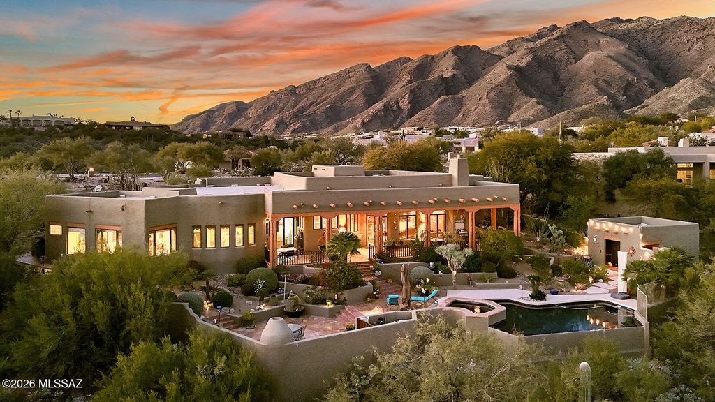 6080 N Paseo Valdear, Tucson, AZ 85750