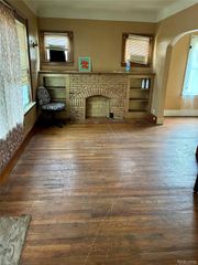 13350 Tacoma Street, Detroit, MI 48205