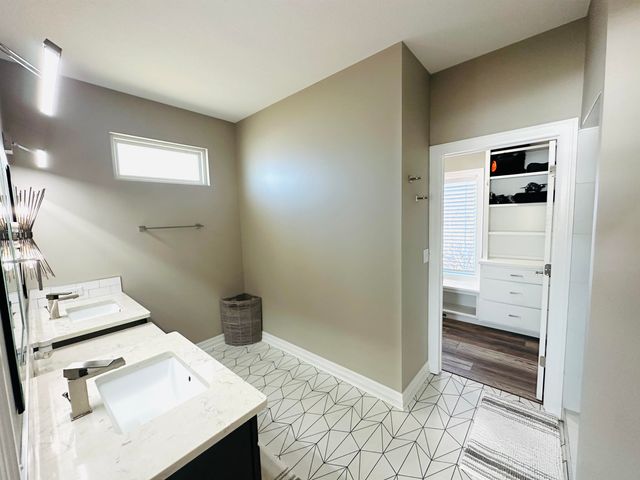 2614 W 58th Ct N, Wichita, KS 67204