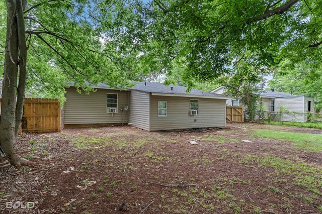 1809 Leslie, Bossier City, LA 71111