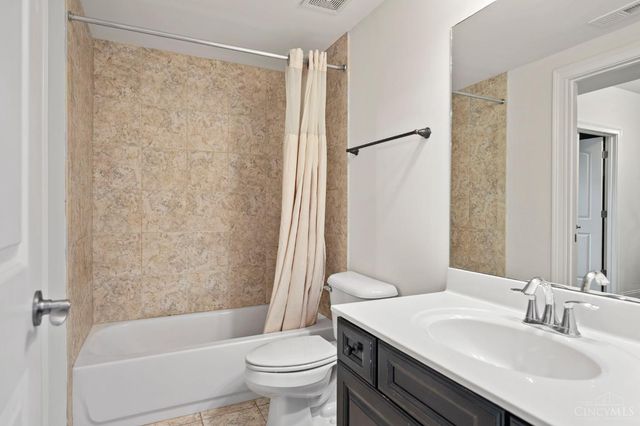 4738 Saddletop Ridge Lane, Mason, OH 45040