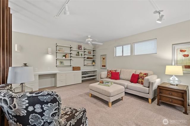 8910 Whitechuck Drive, Everett, WA 98208