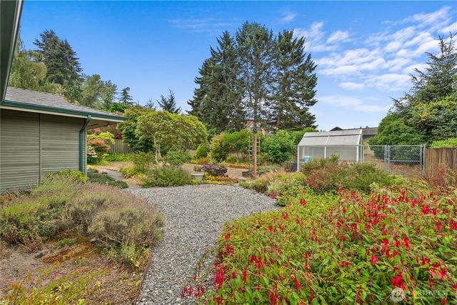 8910 Whitechuck Drive, Everett, WA 98208