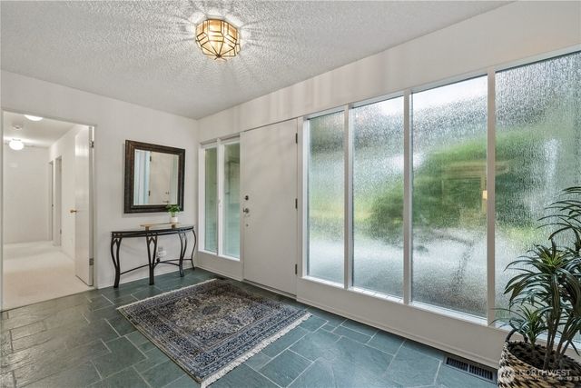 8910 Whitechuck Drive, Everett, WA 98208