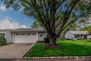 109 Hemlock Plaza, Monroe, NJ 08831