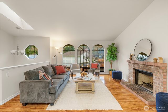 4225 SW 337th Place, Federal Way, WA 98023