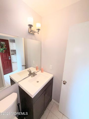 23 Morgan Place, East Brunswick, NJ 08816