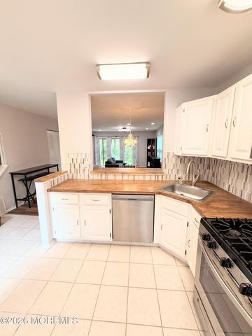23 Morgan Place, East Brunswick, NJ 08816