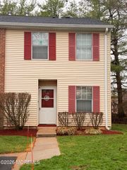 23 Morgan Place, East Brunswick, NJ 08816