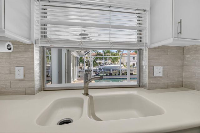 937 Banyan Drive, Delray Beach, FL 33483