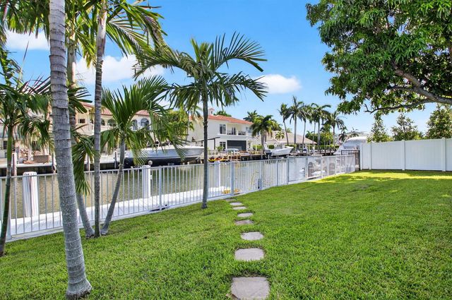 937 Banyan Drive, Delray Beach, FL 33483