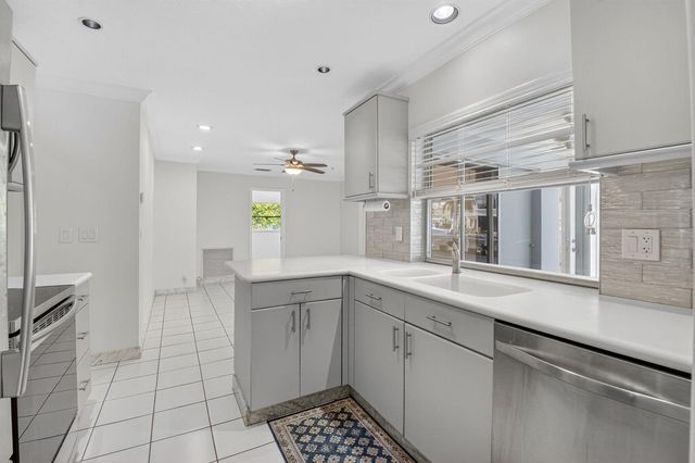 937 Banyan Drive, Delray Beach, FL 33483