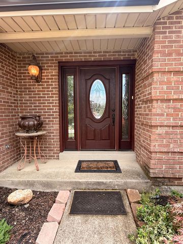 6038 Mackview Street, Fairfield, OH 45014