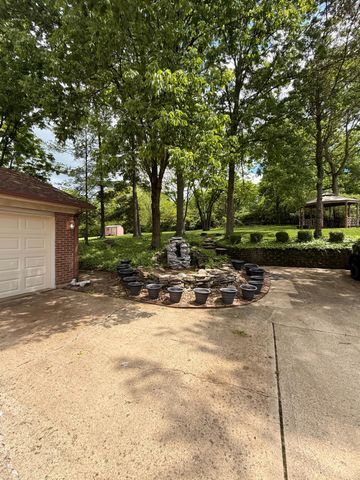 6038 Mackview Street, Fairfield, OH 45014