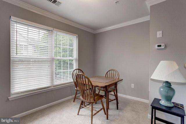 12852 FAIR BRIAR LN, Fairfax, VA 22033