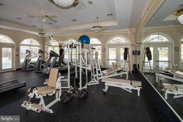 12852 FAIR BRIAR LN, Fairfax, VA 22033