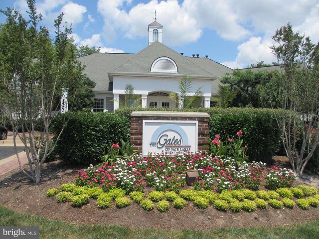 12852 FAIR BRIAR LN, Fairfax, VA 22033