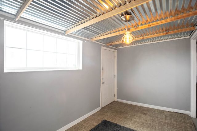 1616 11th Street, Des Moines, IA 50314