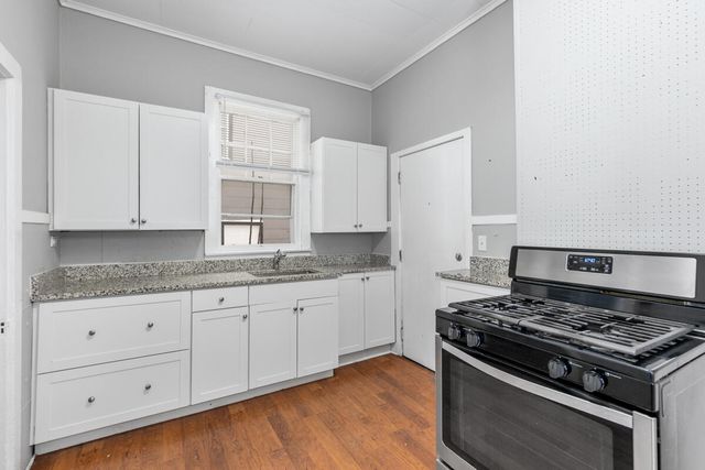 613-615 Davis Street, Kalamazoo, MI 49007