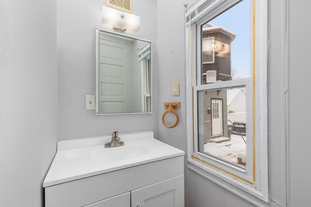 613-615 Davis Street, Kalamazoo, MI 49007