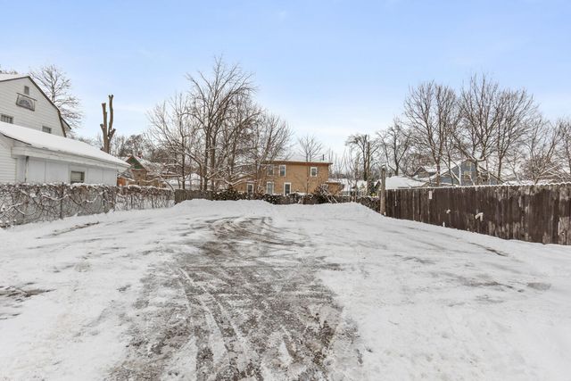 613-615 Davis Street, Kalamazoo, MI 49007