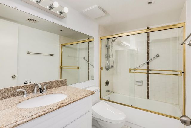 7950 E Camelback Road 305, Scottsdale, AZ 85251