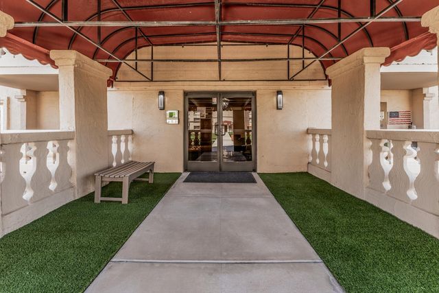 7950 E Camelback Road 305, Scottsdale, AZ 85251