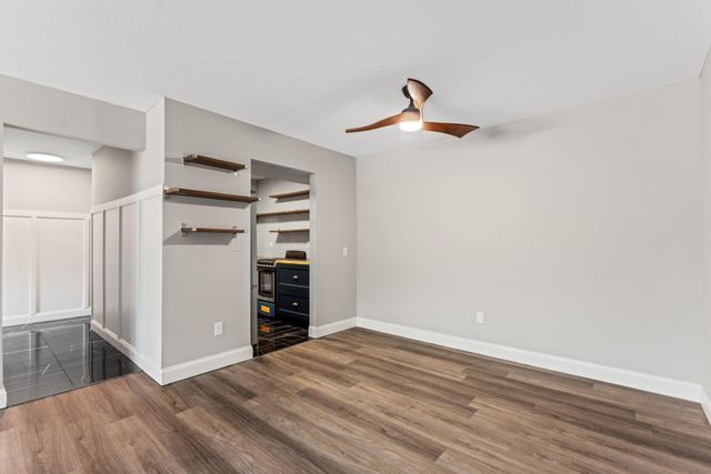 2700 Oxford Street N 101, Roseville, MN 55113
