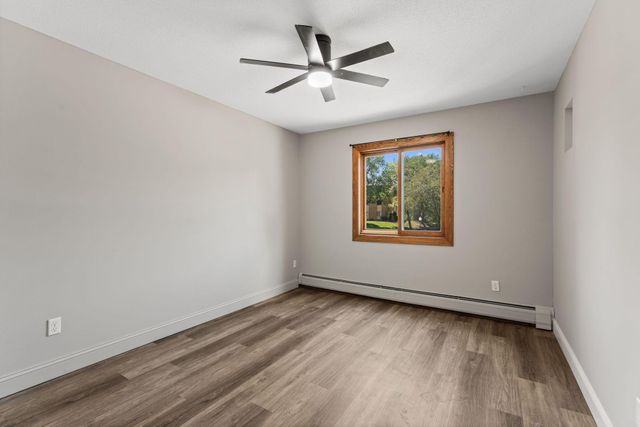 2700 Oxford Street N 101, Roseville, MN 55113