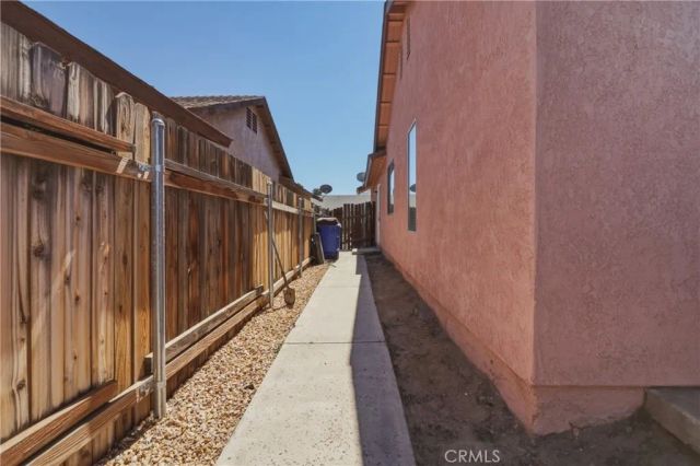 13886 San Gorgonio, Victorville, CA 92392
