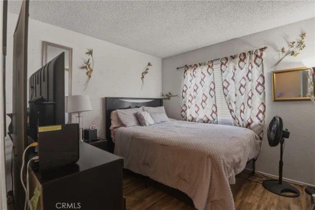 13886 San Gorgonio, Victorville, CA 92392