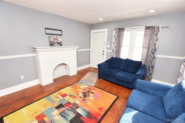 2310 Gibson Street, Flint, MI 48503