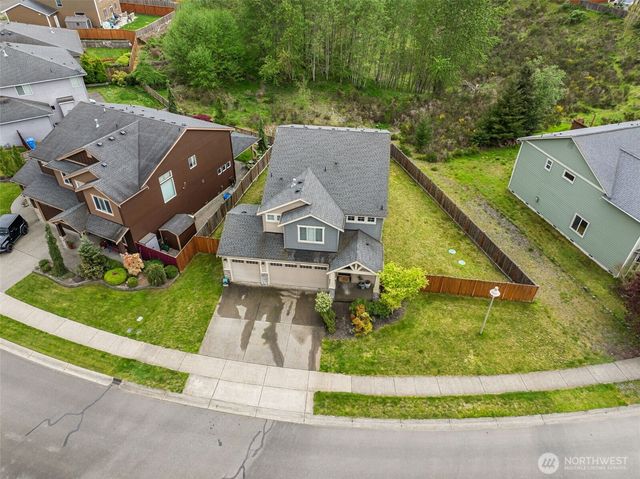 19426 200th Street Ct E, Orting, WA 98360