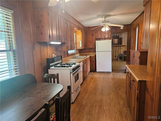 13114 Lake Arnedra Rd, Coker, AL 35452