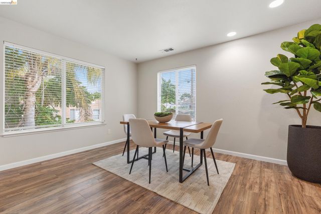 811 G St, Antioch, CA 94509