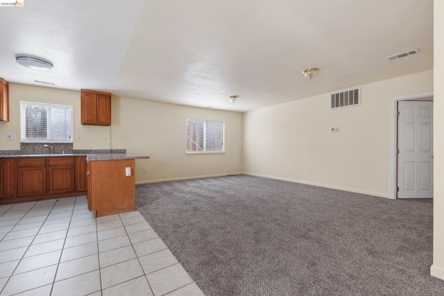 811 G St, Antioch, CA 94509