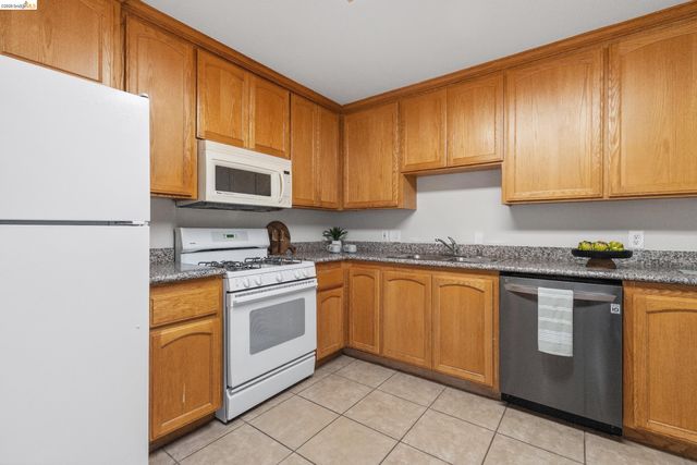 811 G St, Antioch, CA 94509