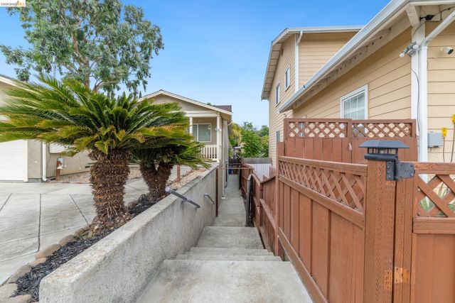 811 G St, Antioch, CA 94509