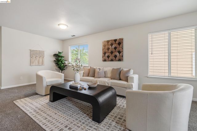 811 G St, Antioch, CA 94509