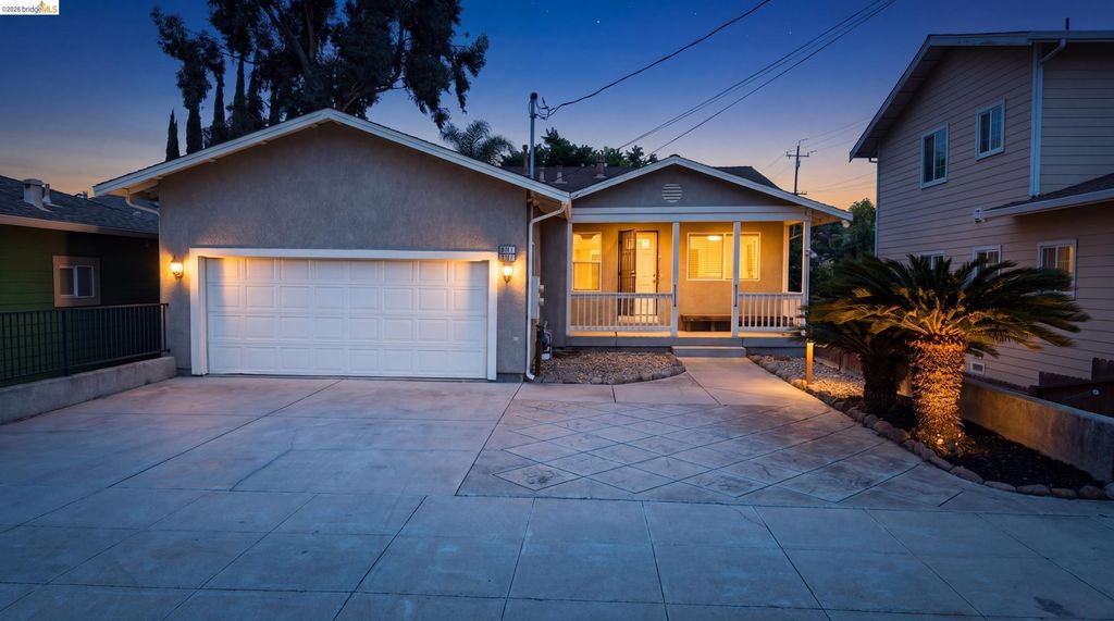 811 G St, Antioch, CA 94509