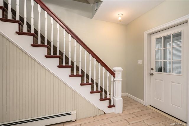 34 S Front Street, Farmingdale, NY 11735