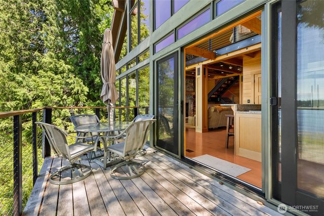 8641 Fernwood Street NE, Olympia, WA 98516