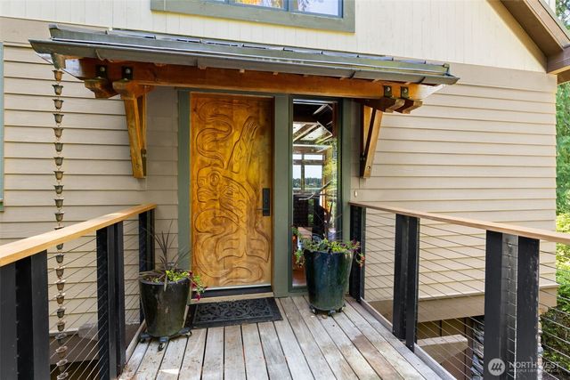 8641 Fernwood Street NE, Olympia, WA 98516