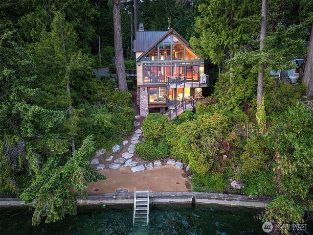 8641 Fernwood Street NE, Olympia, WA 98516